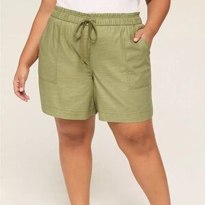 3/$35 Like New Lane Bryant Slub Pull-On Short